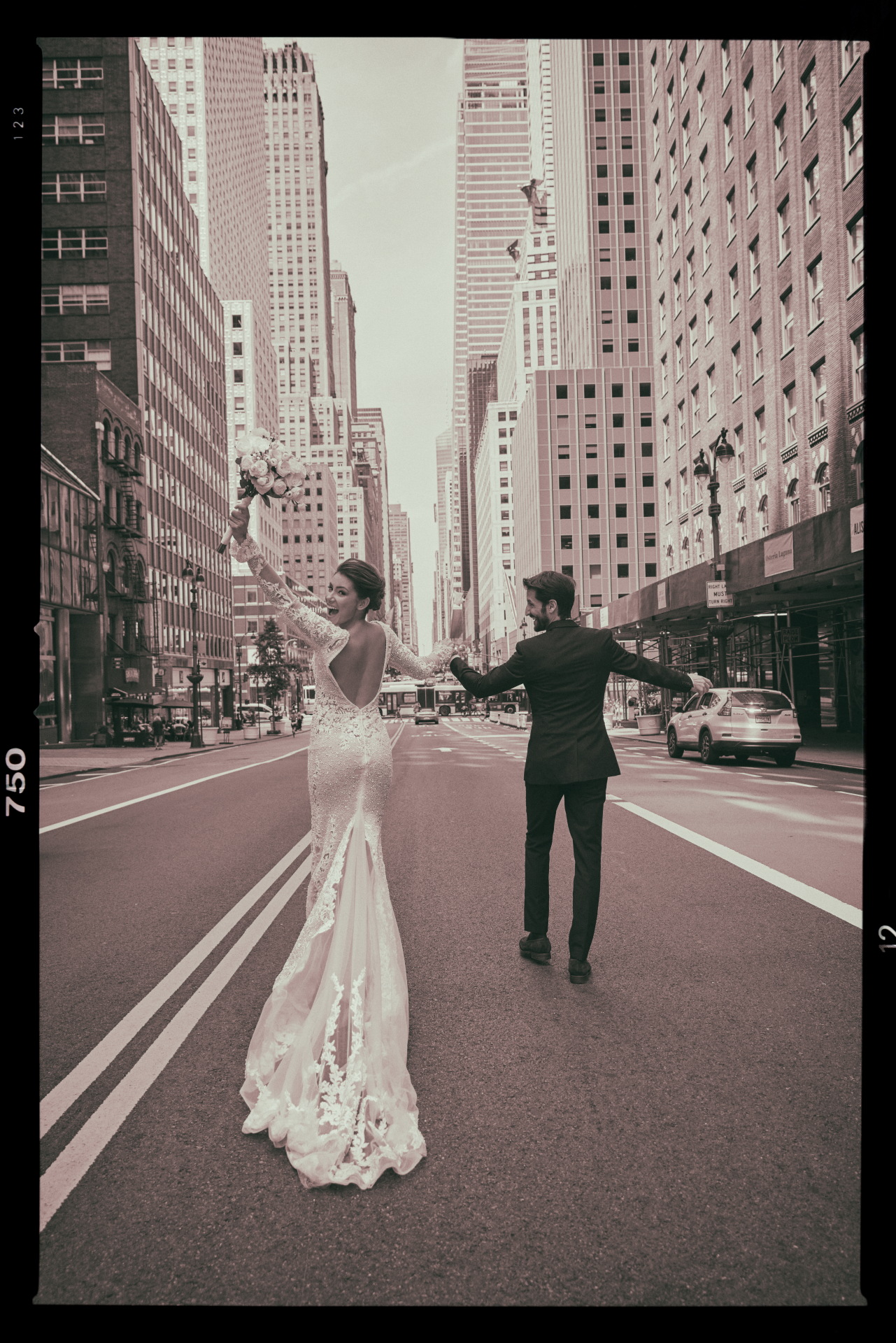 New York - Nina & Adam - Copyrights 2023 by WWW.DIAMONDWEDDINGPHOTOGRAPHY.CO.UK